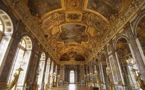 Guided Tour in Versailles from Paris